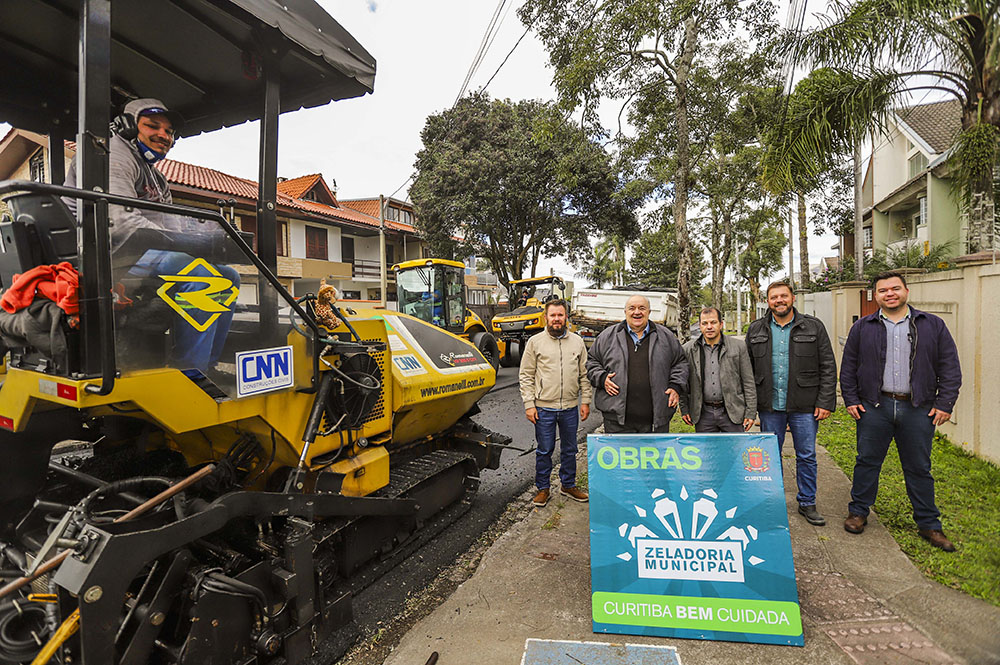 Greca vistoria obras de pavimentação da Prefeitura de Curitiba no Jardim das Américas 1 Jardim das Américas