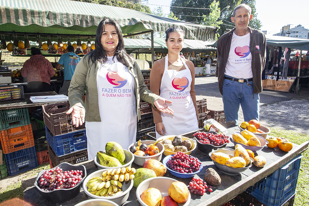 Iniciativas da Prefeitura de Curitiba já evitaram o desperdício de 837 toneladas de alimentos 1 Banco de Alimentos