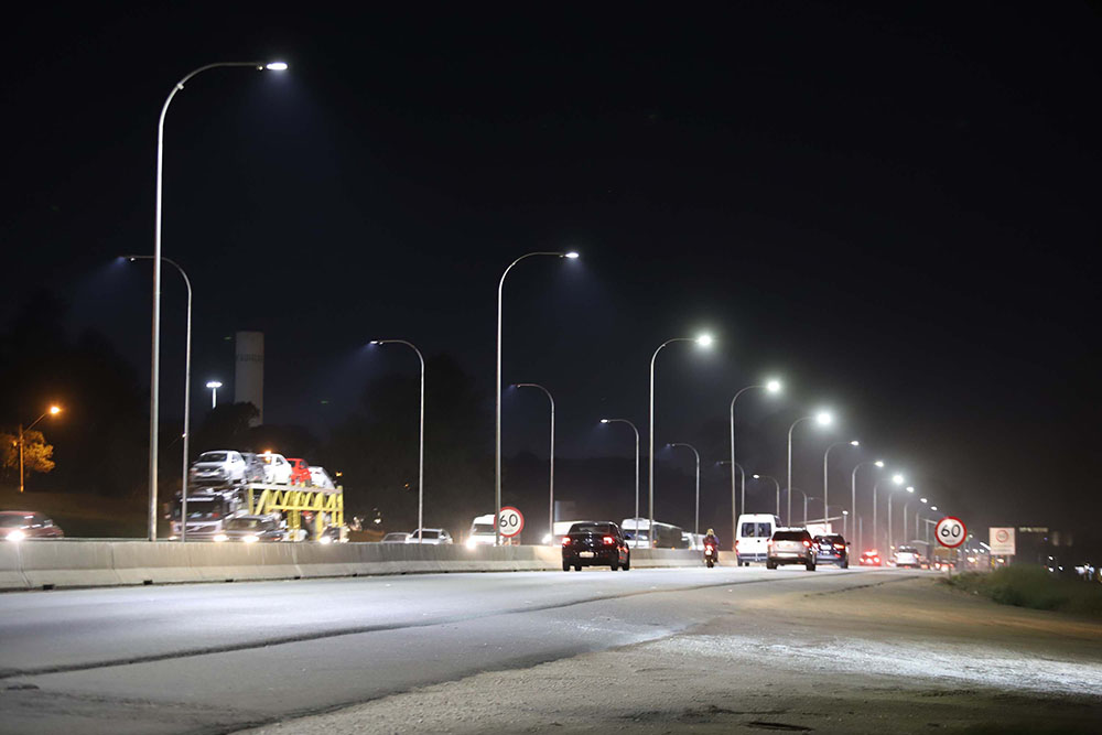 Governo do Estado conclui obra de iluminação do Contorno Sul de Curitiba 2 iluminação do Contorno Sul