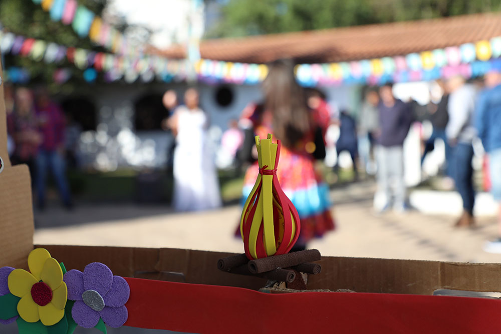 Pessoas em situação de rua de Pinhais participam de festa junina no Creas 2 festa junina