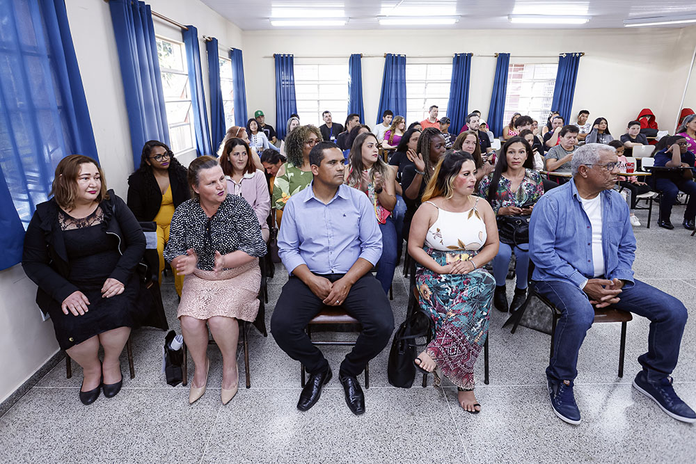 Prefeitura de Araucária forma mais uma turma de Auxiliar de Confeitaria e Panificação 3 Auxiliar de Confeitaria e Panificação