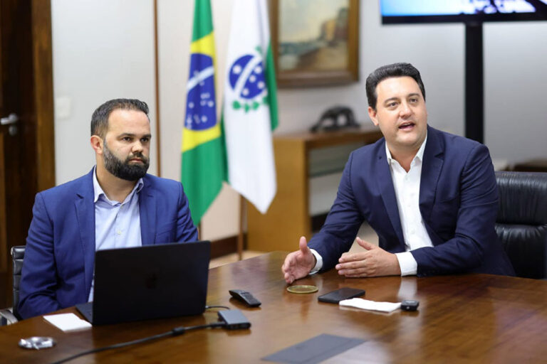 Na oportunidade, o governador Carlos Massa Ratinho Junior destacou que, graças ao trabalho dos profissionais de educação e a uma série de iniciativas do Governo do Estado, o Paraná avançou muito no resultado do Ideb
