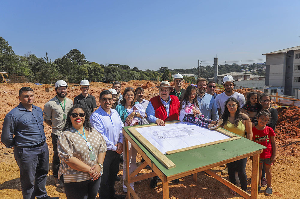 Rafael Greca vistoria obras de escola e CMEI que vão gerar 800 vagas 1 Rafael Greca