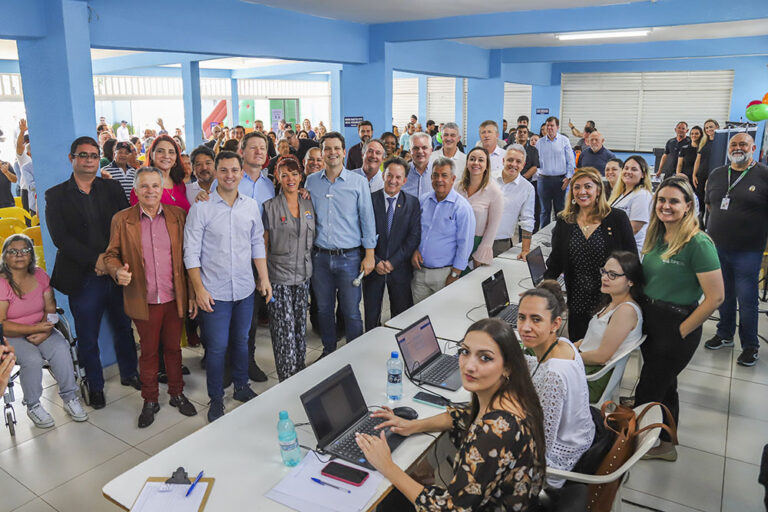 mutirão de serviços gratuitos