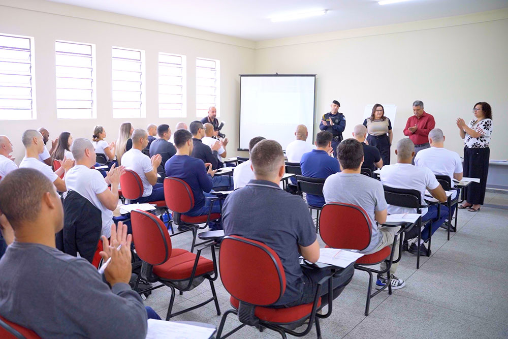 Prefeitura de Pinhais nomeia 32 novos agentes para a Guarda Municipal 9 Guarda Municipal