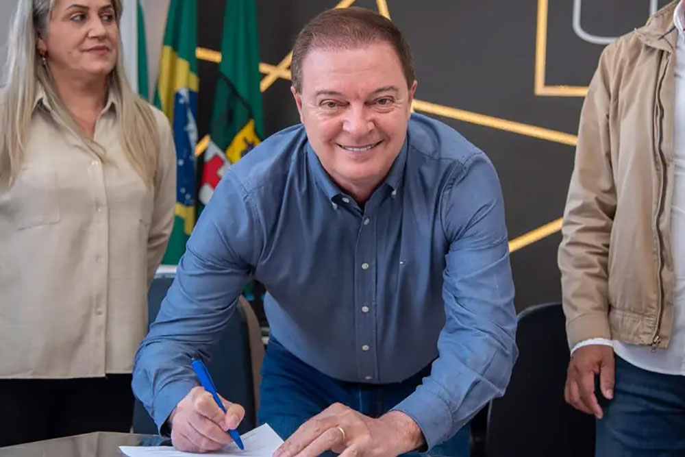 Prefeito Helder Lazarotto sanciona Refis Colombo 2023, com desconto de até 100% à vista 5 Prefeito Helder Lazarotto