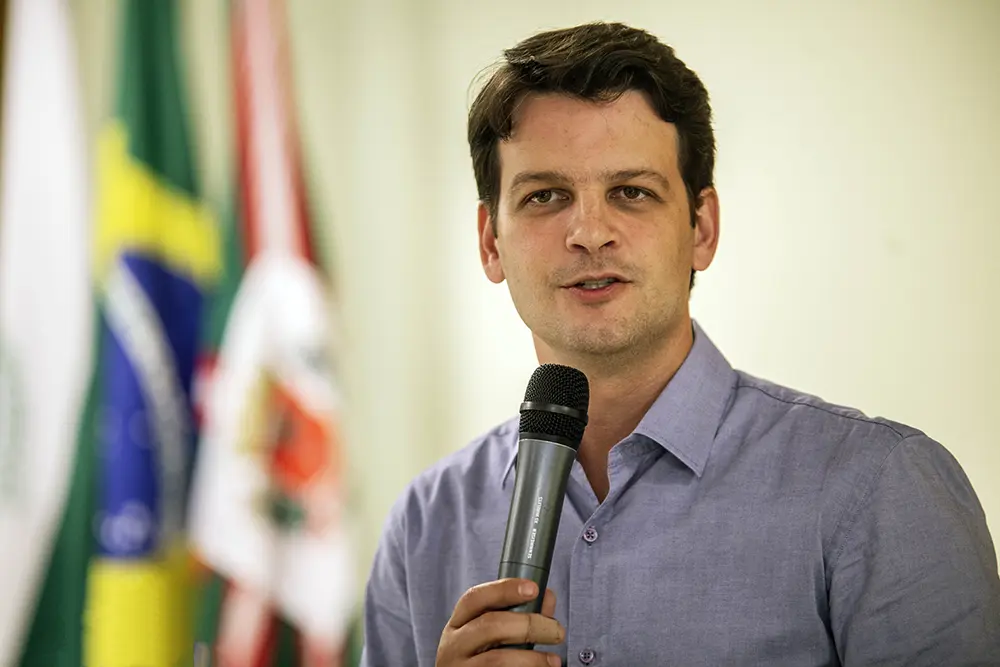 Pimentel apresenta protocolo para nortear acolhimento de crianças e adolescentes com medida protetiva 9 Eduardo Pimentel