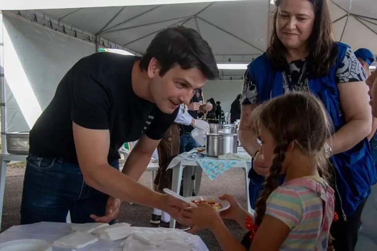 crianças e adolescentes