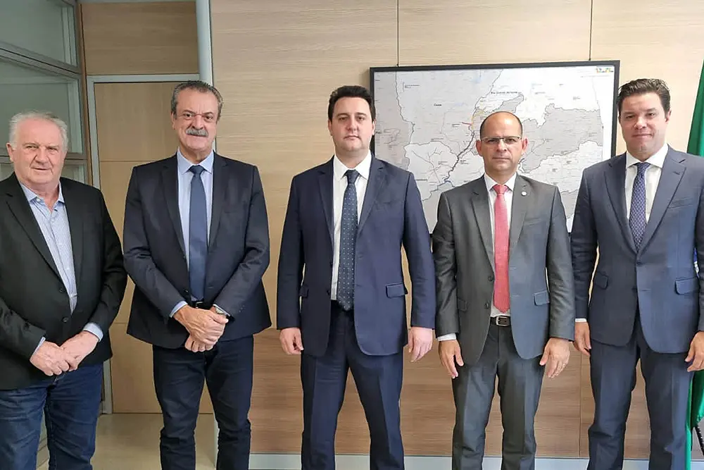 Em Brasília, Ratinho Junior busca apoio para reforçar atendimento aos afetados pelas chuvas 1 governador chuvas