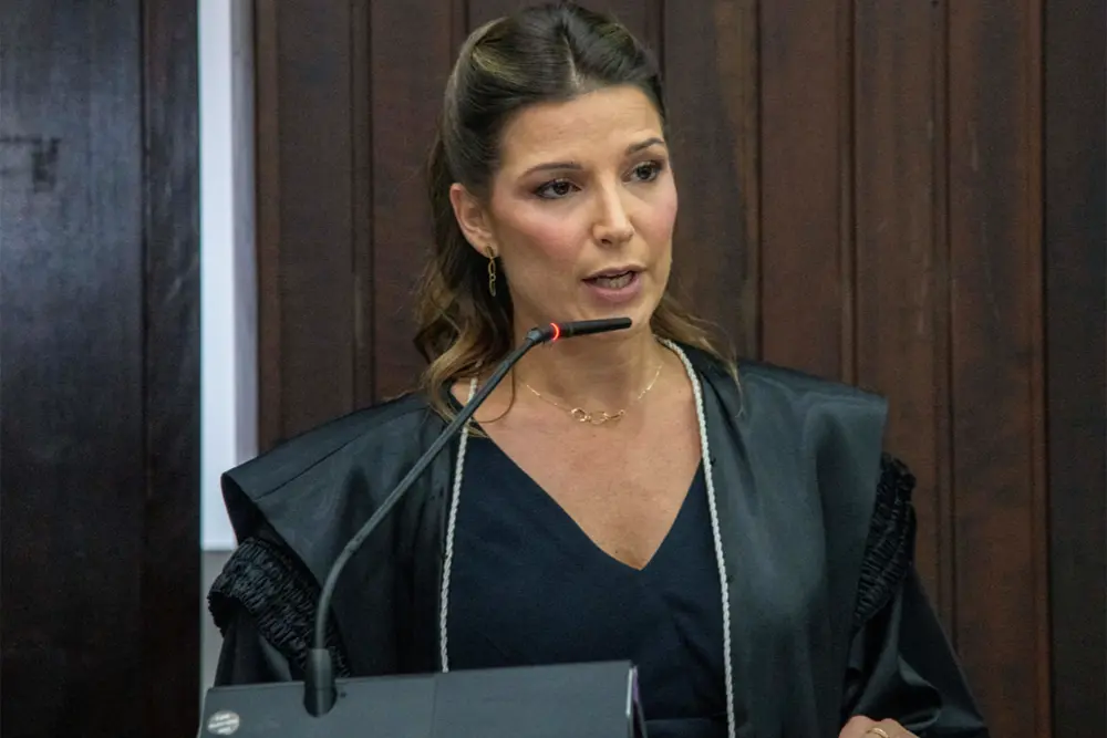 Tribunal de Justiça do Paraná empossa nova desembargadora 5 posse Luciana Carneiro de Lara