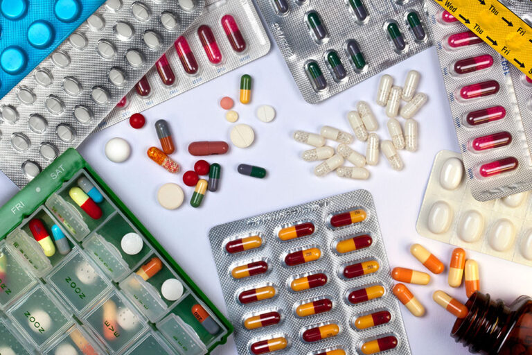 medicamentos de referência, genéricos e similares