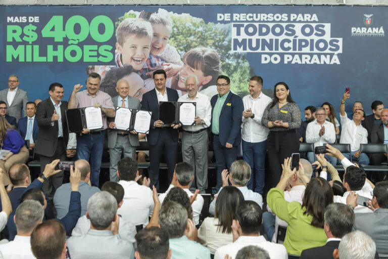 ações de saúde e educação