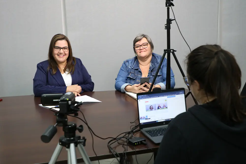 Pinhais recebe fase regional da Conferência Nacional de Educação 3 Conferência Nacional de Educação