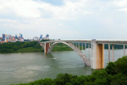Vazão dos rios Iguaçu e Paraná