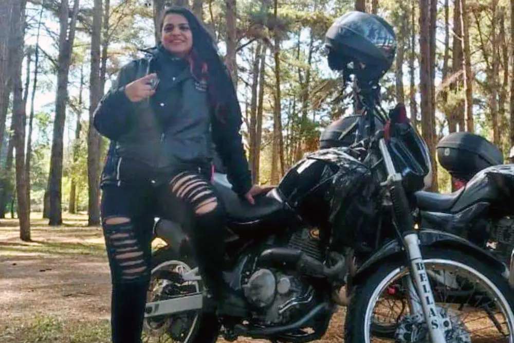 Moradora de Pinhais representa o município no motociclismo feminino 4 motociclismo feminino