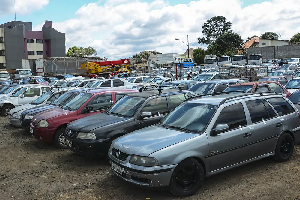 Leilão on-line da Setran oferece 71 veículos em condição de circulação em Curitiba 2 leilao setran