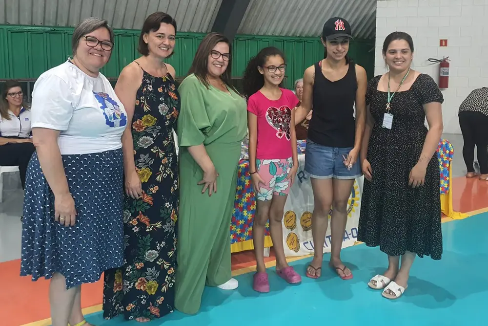 Alunos da Rede Municipal de Pinhais recebem óculos por meio do Projeto Boa Visão 1 Projeto Boa Visão