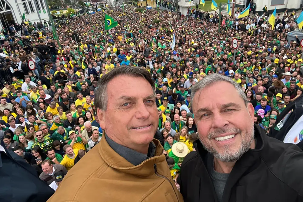 Aprovado título de Cidadão Honorário do Estado do Paraná ao ex-presidente Jair Messias Bolsonaro 4 Jair Messias Bolsonaro
