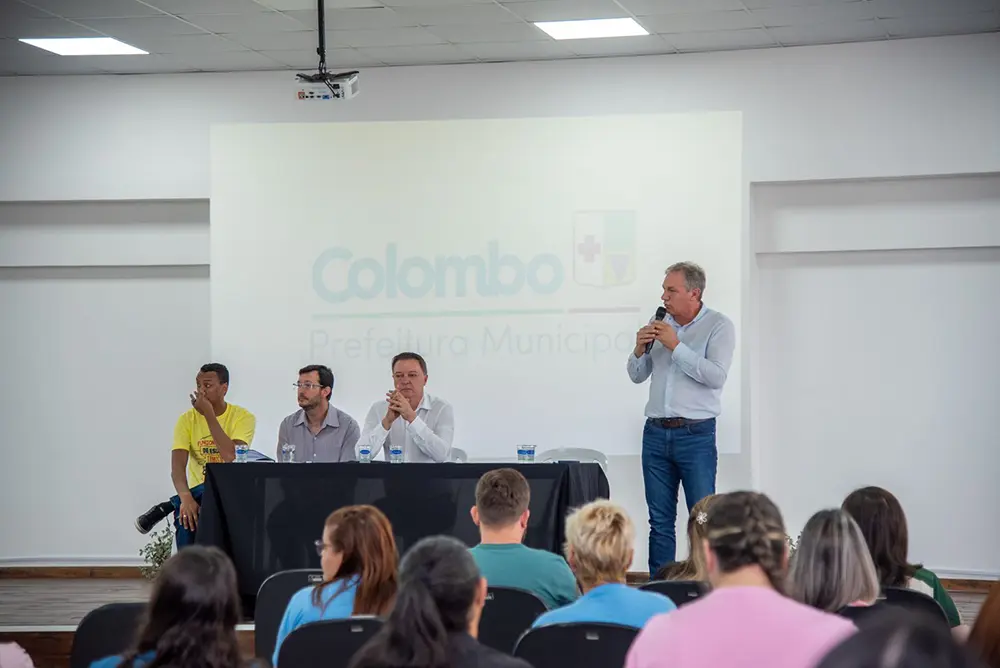 Prefeitura de Colombo realiza Audiência Pública de Avaliação do Plano Municipal de Educação 3 Plano Municipal de Educação