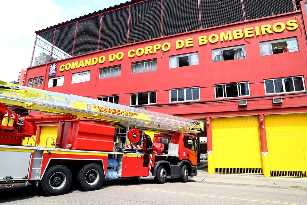 Corpo de Bombeiros Militar do Paraná celebra novas sedes e aumento do efetivo 7 Corpo de Bombeiros Militar
