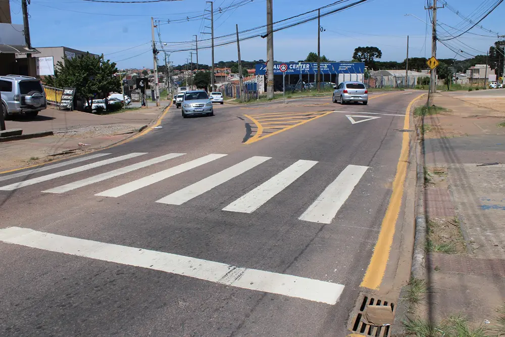 Prefeitura de Fazenda Rio Grande usa nova tecnologia para pinturas e sinalização de ruas 3 pinturas e sinalização de ruas