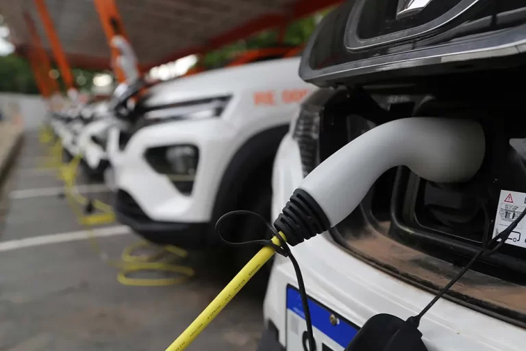 veículos elétricos