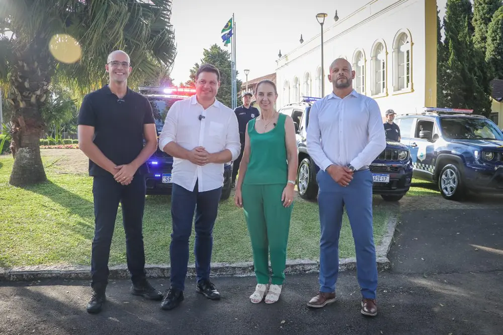 Guarda Municipal de São José dos Pinhais recebe novas viaturas para reforçar a segurança pública 7 novas viatura