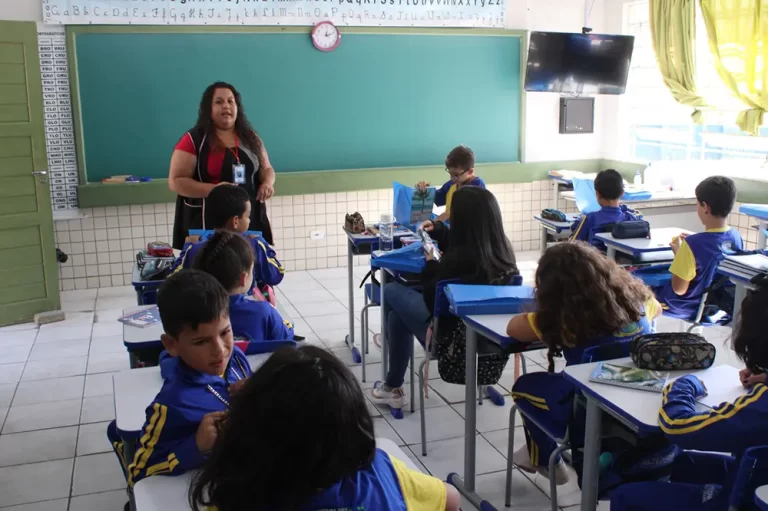 110 novos professores