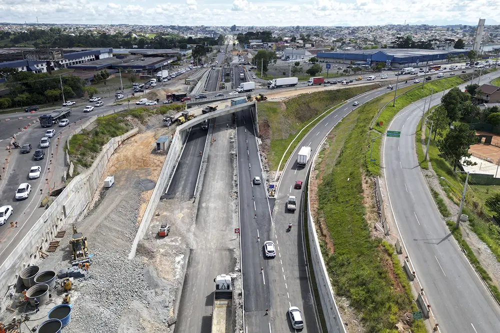 Novas obras de pavimentação na Linha Verde Norte altera trânsito em Curitiba 1 Linha Verde Norte