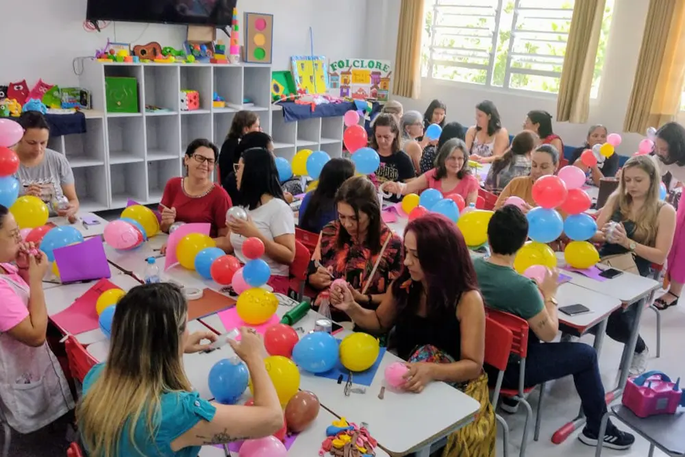 Profissionais de diversas áreas estiveram mobilizados em formações para volta às aulas em Araucária 6 volta às aulas