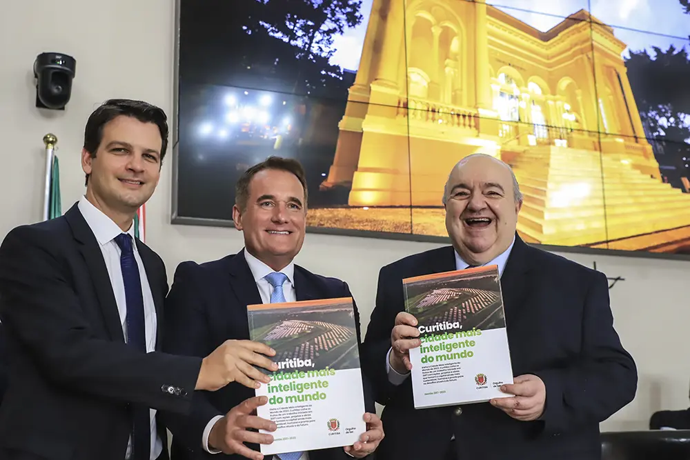 Greca agradece apoio dos vereadores e diz que a Linha Verde será entregue em junho deste ano 3 Greca agradece apoio dos vereadores