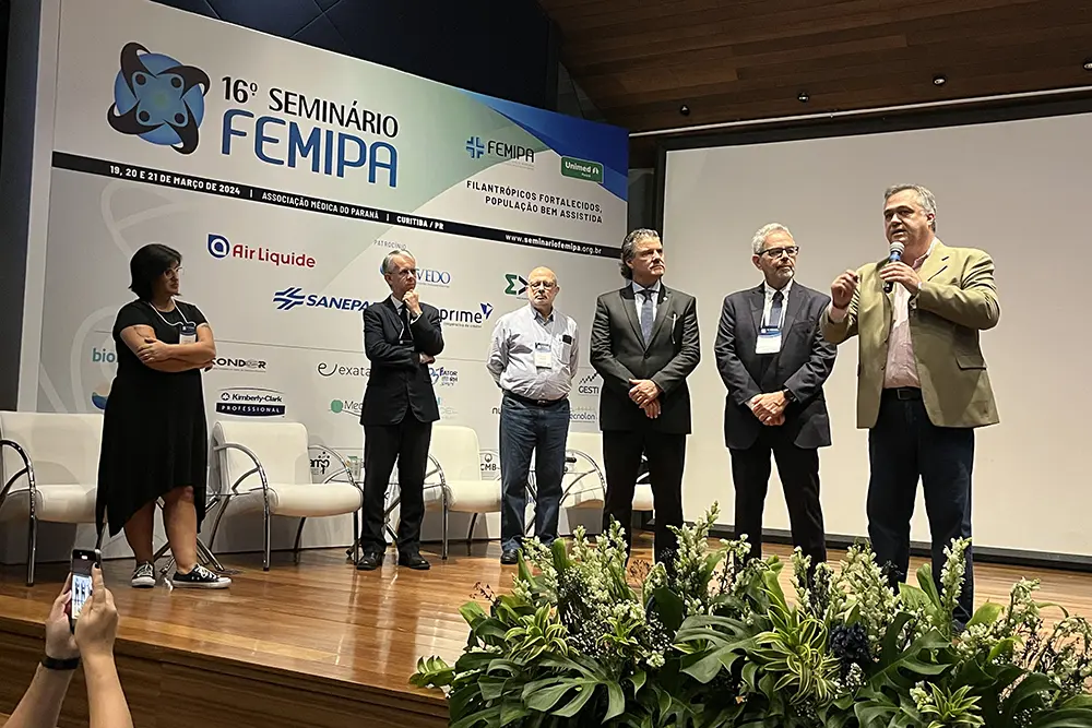 Estado do Paraná destinou mais de R$ 1 bilhão a 147 hospitais filantrópicos em 2023 7 hospitais filantrópicos