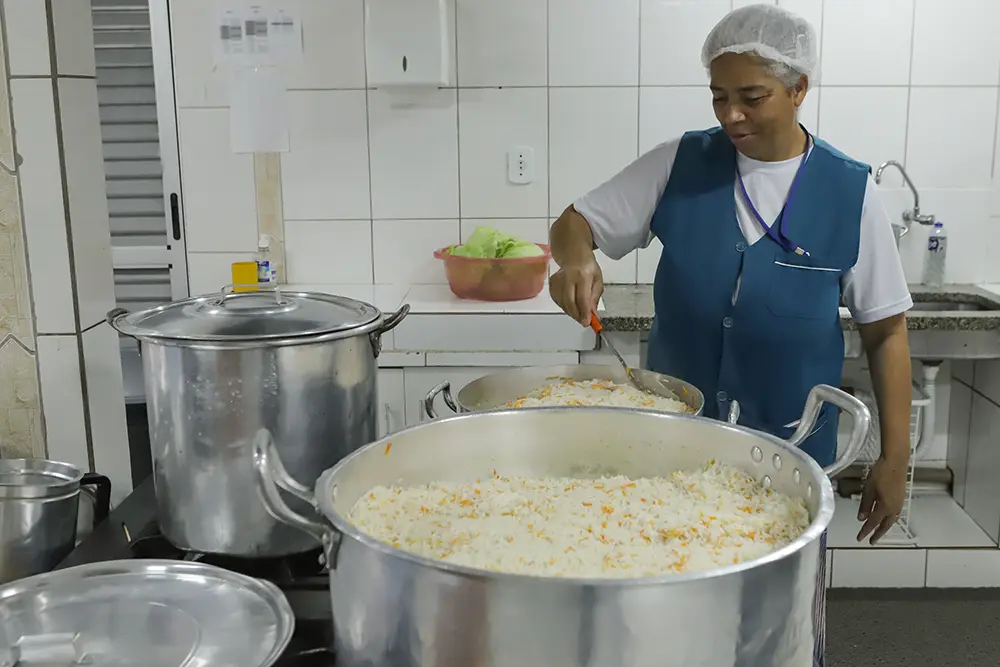 Merenda escolar tem aprovação superior a 84% entre os estudantes e pais no Paraná 5 Merenda escolar