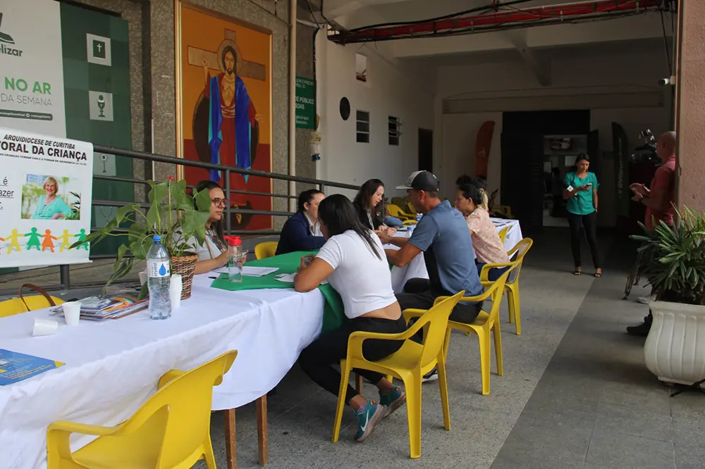 Feirão de empregabilidade da Evangelizar oferece 210 vagas para trabalhar em Curitiba e Região Metropolitana 3 Feirão de Empregabilidade