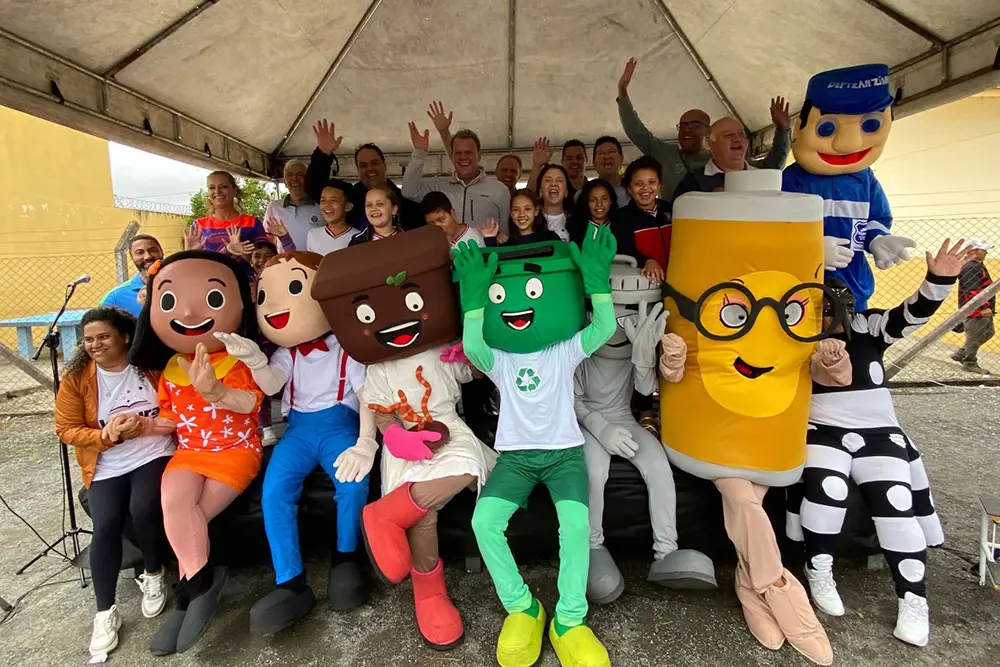 Atendimentos, serviços e diversão no Prefeitura no Bairro Bom Jesus, em Campo Largo 3 Prefeitura no Bairro Bom Jesus