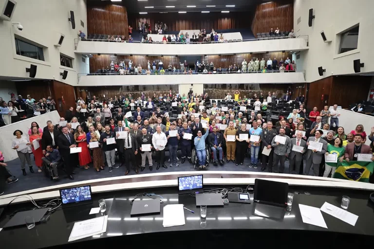 331 anos de Curitiba