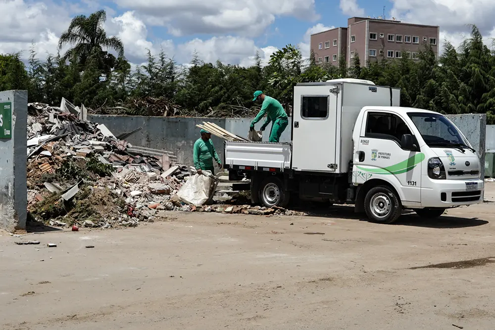 Prefeitura de Pinhais divulga Plano Municipal de Gestão Integrada de Resíduos Sólidos 2 Gestão Integrada de Resíduos Sólidos