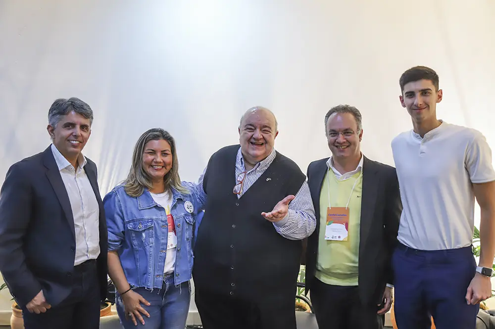 Fala Curitiba é destaque em reunião de Greca com representantes de prefeituras brasileiras 2 Fala Curitiba