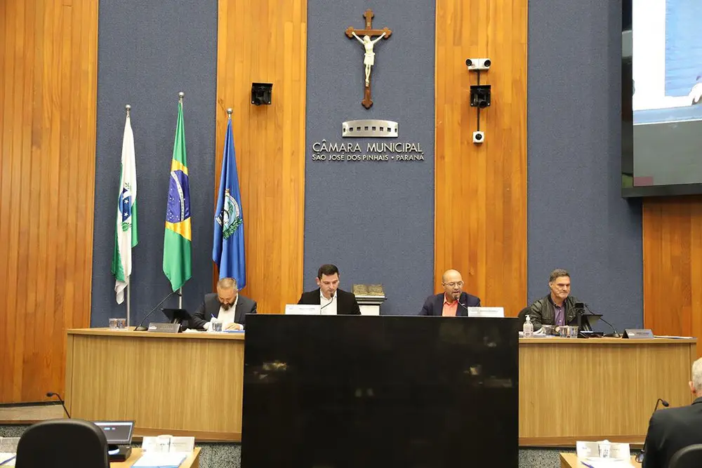 Câmara Municipal de São José dos Pinhais aprova a descentralização de cursos profissionalizantes, culturais e artísticos 1 cursos profissionalizante