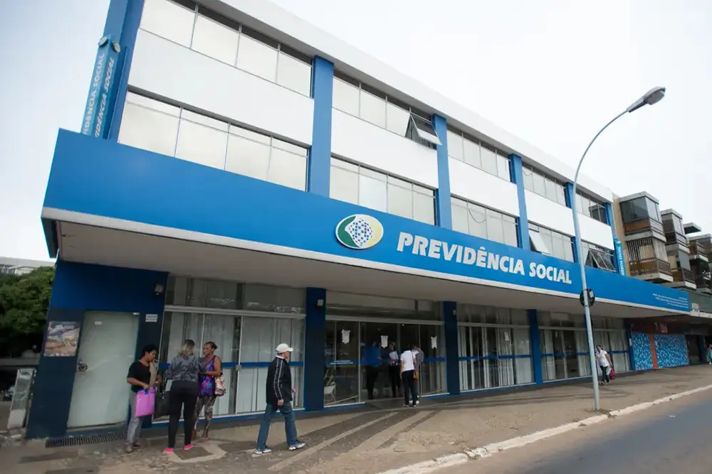 INSS: 2ª parcela do 13º disponível; veja calendário de pagamento 5 parcela do 13º