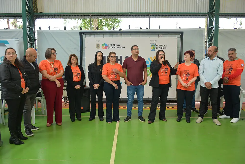 Pinhais Cidadã atendeu centenas de pessoas no Jardim Cláudia 2 Pinhais Cidadã