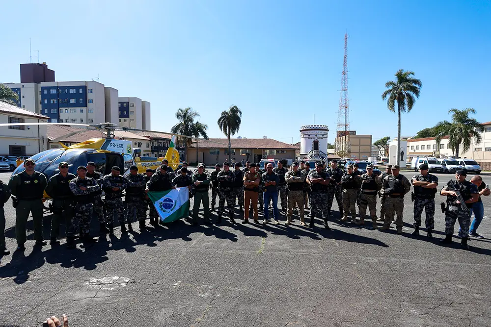 Paraná envia policiais militares para auxiliar o Rio Grande do Sul com a segurança pública 3 Paraná envia policiais militare
