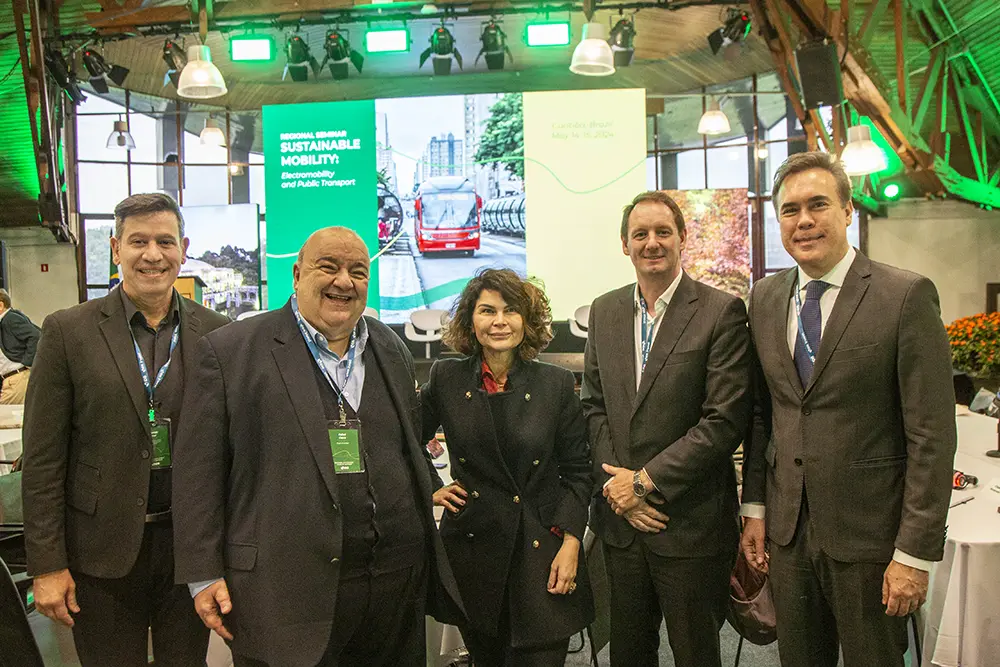 Prefeito Rafael Greca defende transporte coletivo integrado e sustentável para garantir o futuro das cidades 9 transporte coletivo integrado