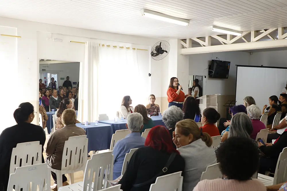 Prevenção à violência contra a pessoa idosa é tema de encontro em Pinhais 5 violência contra a pessoa idosa