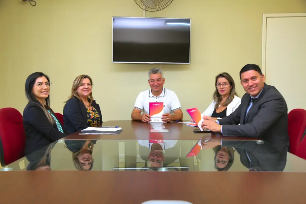Piraquara formaliza cooperação com a OAB/SJP para atividades na Educação 2 piraquara oab