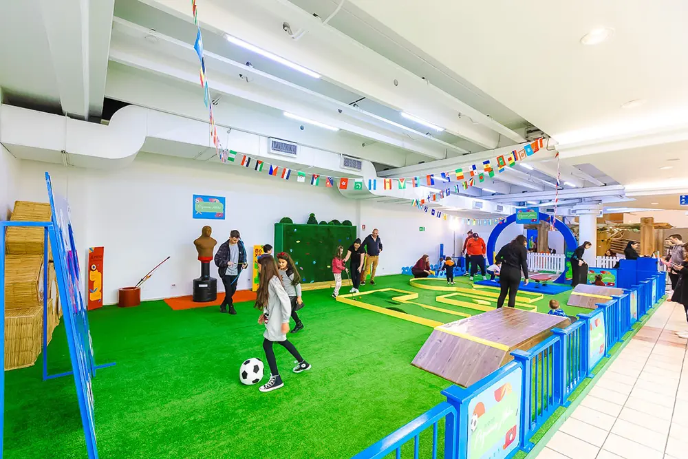 Programação de férias no Shopping Jardim das Américas: Arena Pequenos Atletas 4 Arena Pequenos Atletas