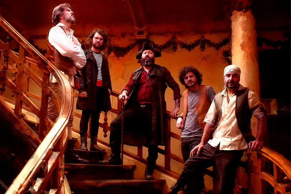 Os piratas curitibanos da Confraria da Costa vão invadir o Jokers Pub 3 Confraria da Costa