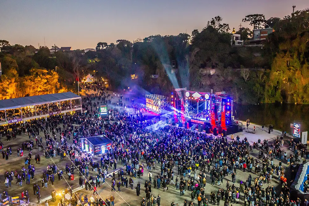 Confira o mapa inédito e os horários dos shows das 30 atrações musicais no Festival Crossroads 1 Festival Crossroads