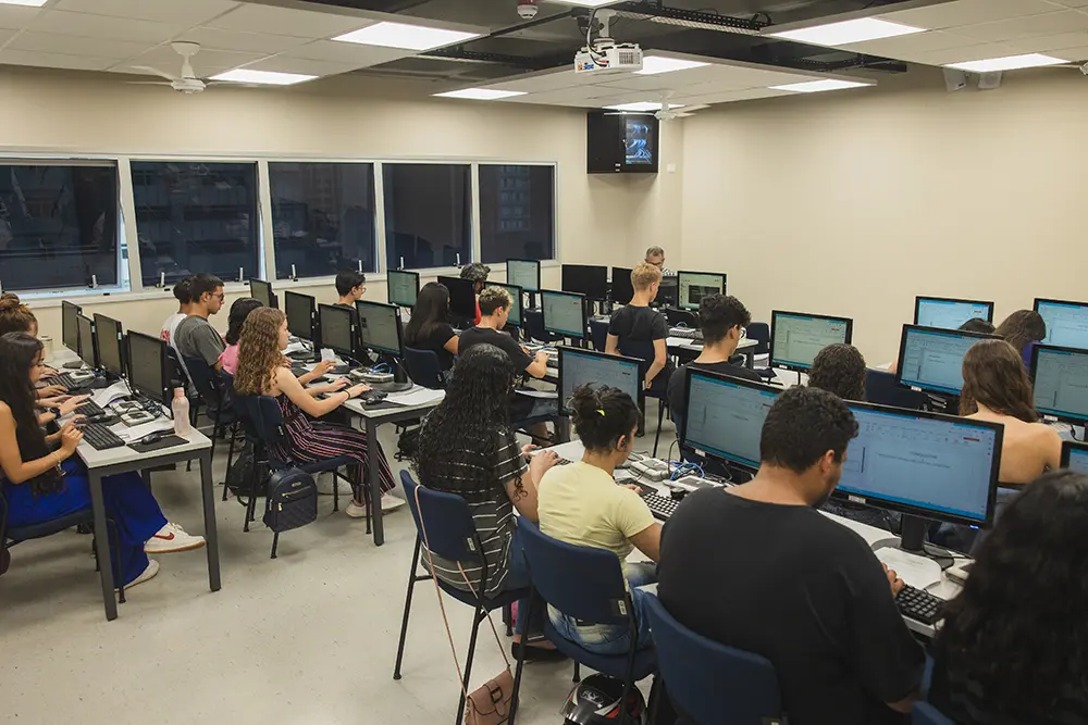 CIEE/PR abre inscrições para cursos presenciais e a distância 2 cursos presenciais e a distância