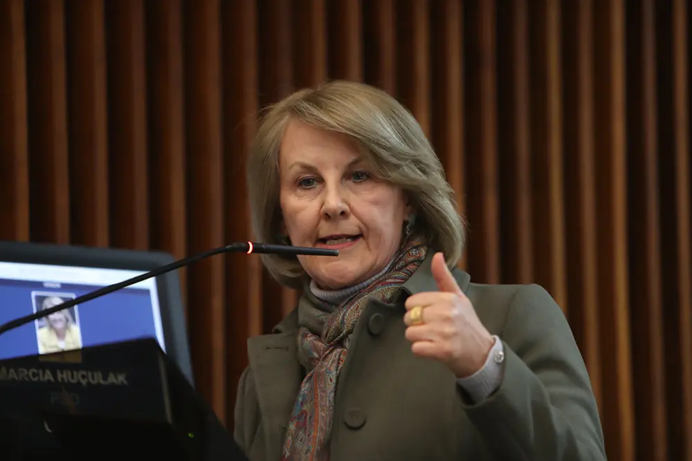 Márcia Huçulak refuta uso de mentira sobre pandemia na campanha eleitoral 3 Márcia Huçulak